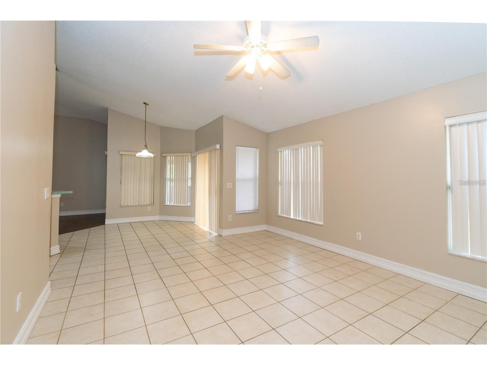 12860 Waterhaven Circle Orlando FL 32828 O6403850 image16