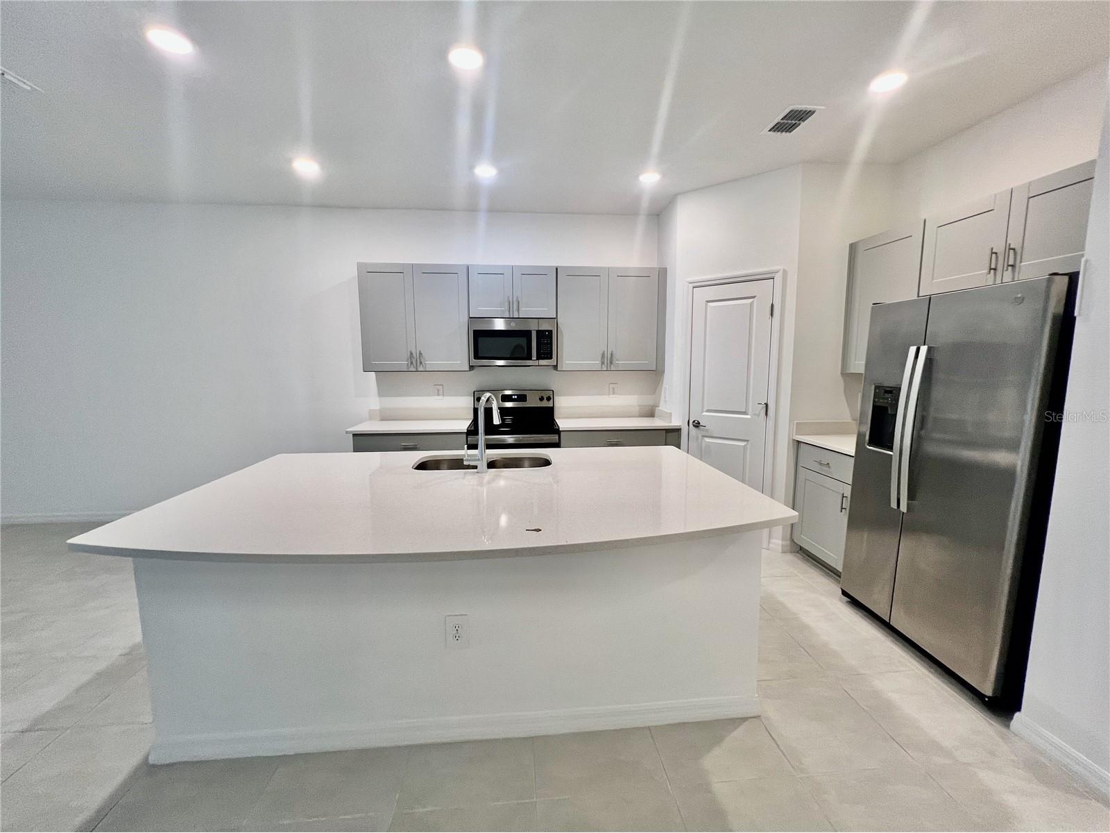 1287 Axel Graeson Avenue Kissimmee FL 34744 O6397867 image5