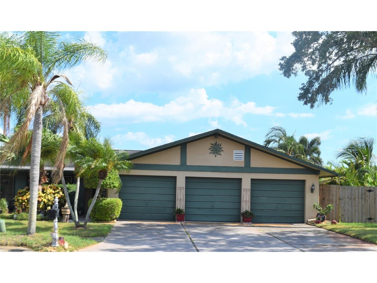 12872 Forest Drive Seminole FL 33776 U8211355 image1