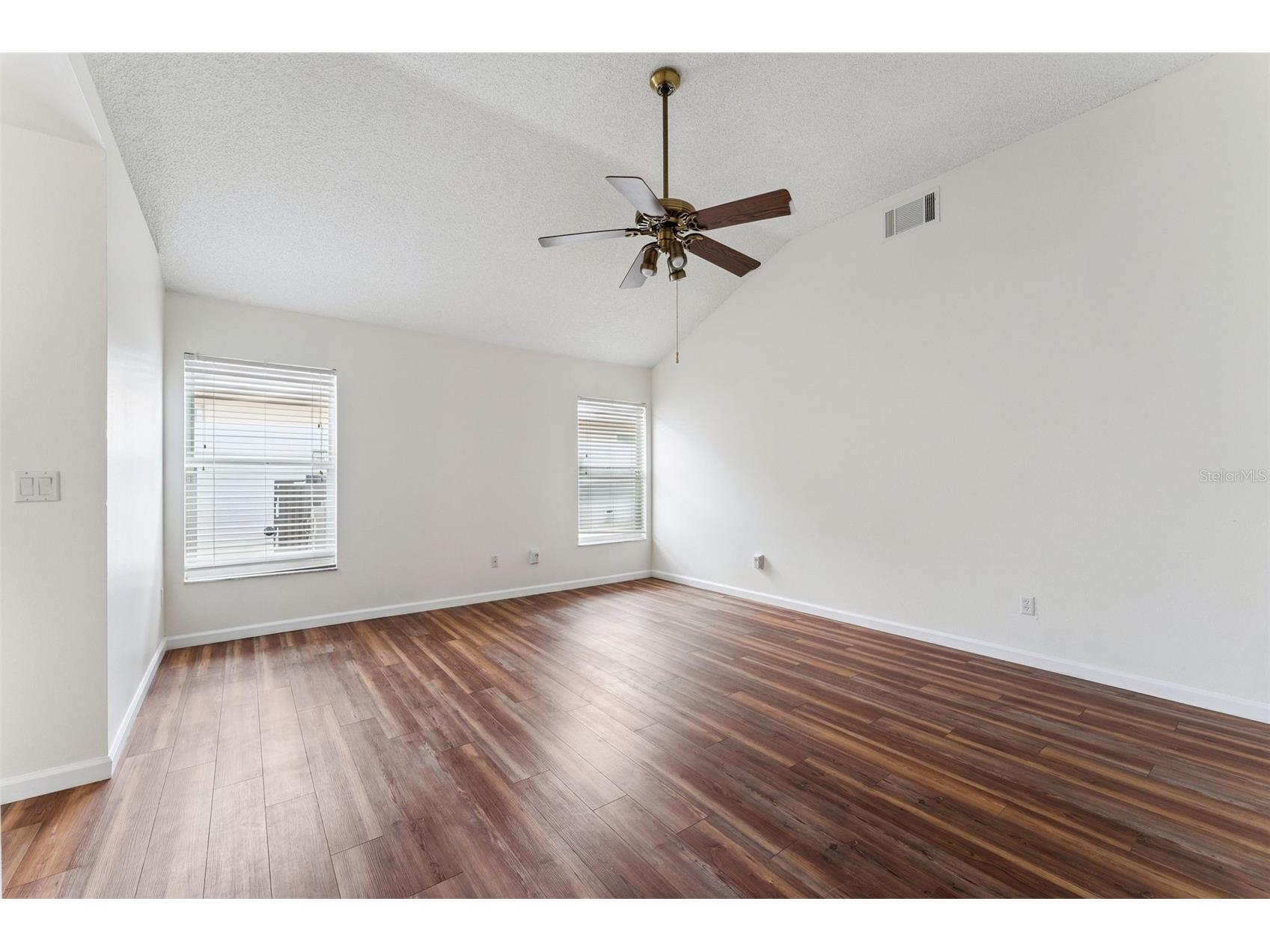 12879 Lower River Boulevard Orlando FL 32828 O6406780 image18
