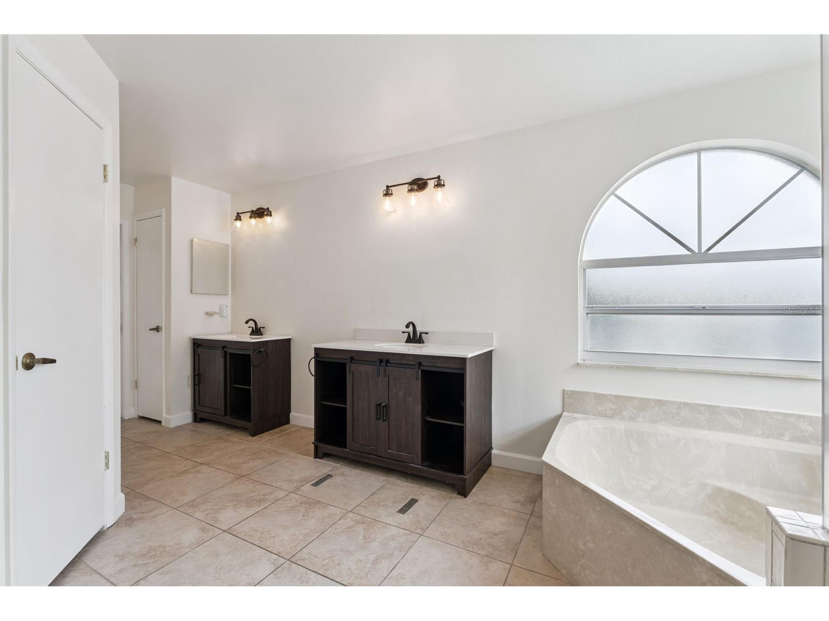 12879 Lower River Boulevard Orlando FL 32828 O6406780 image27
