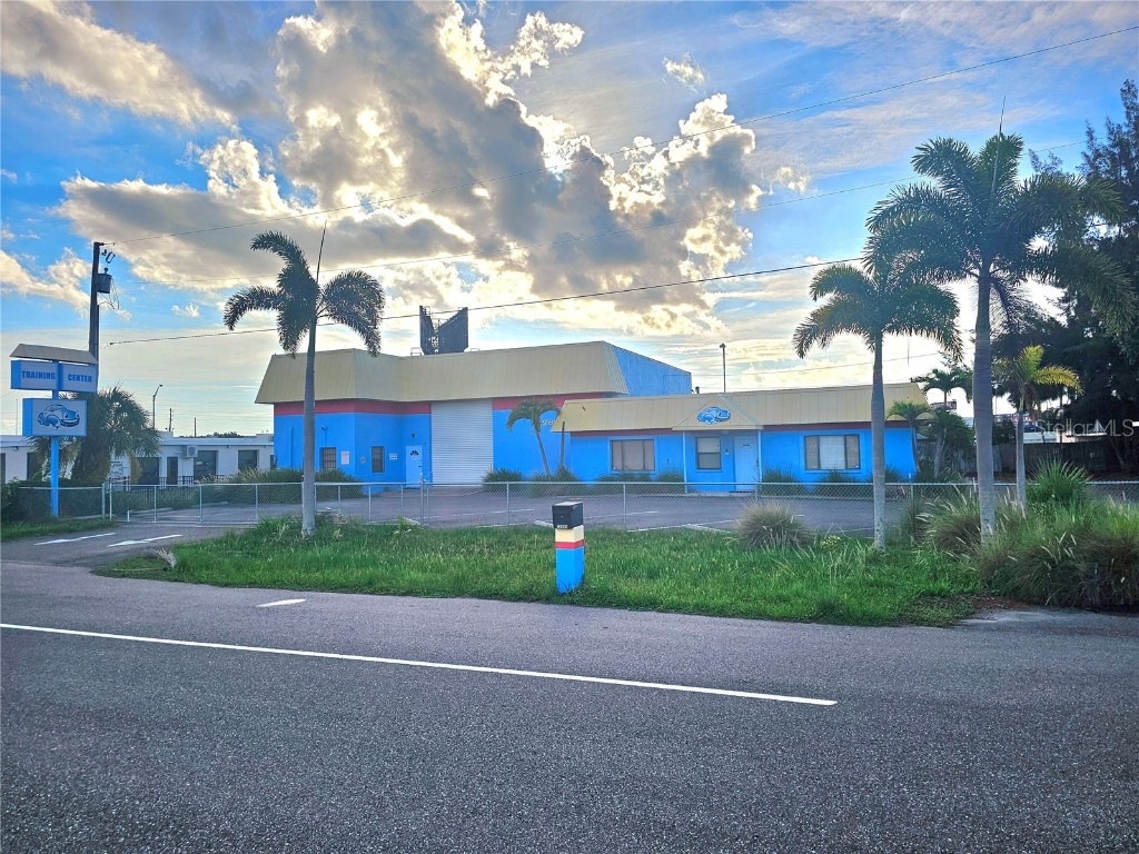 12885 62nd Street Largo FL 33773 U8249866 image1