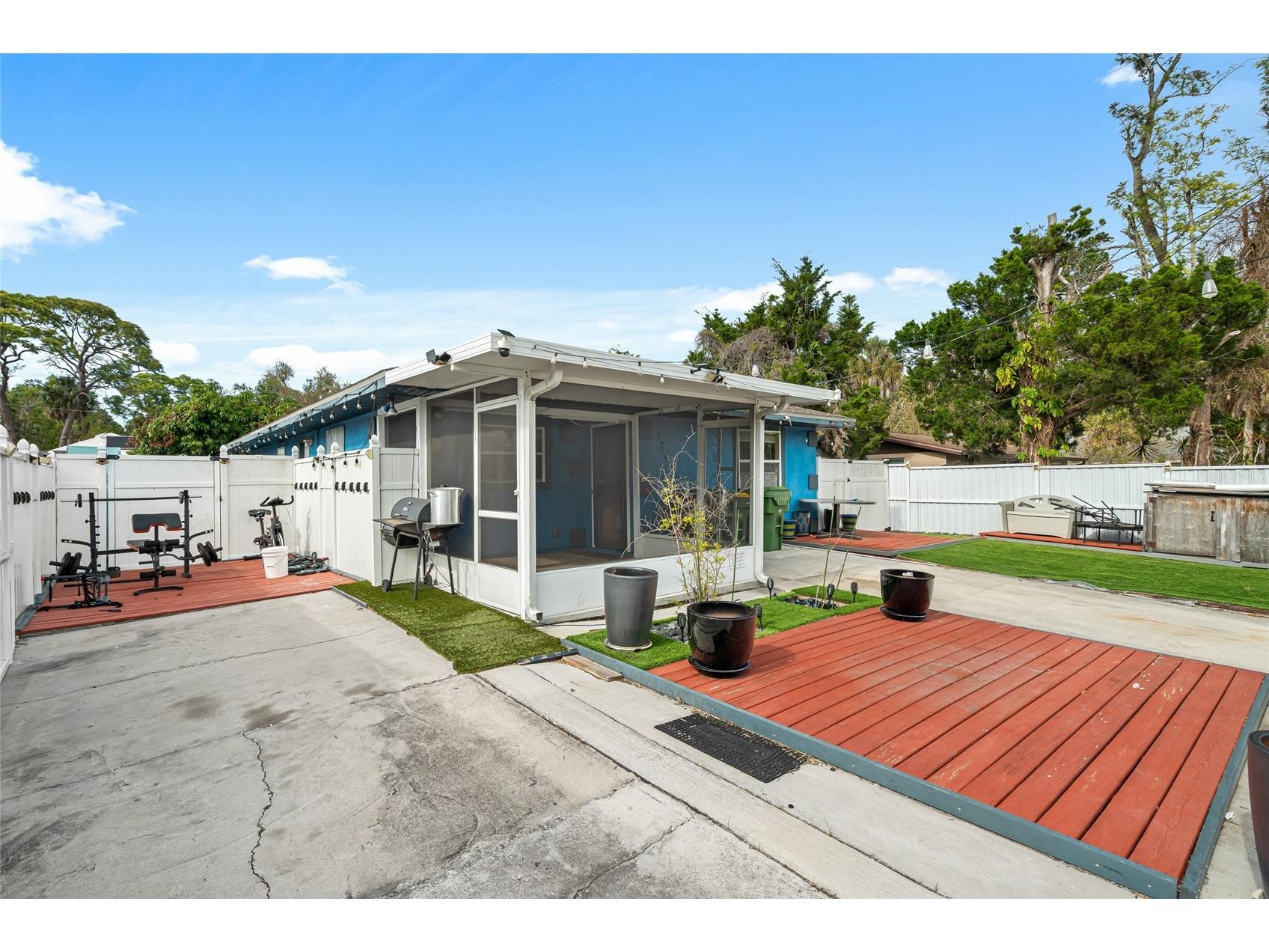1289 42nd Street Sarasota FL 34234 A4691601 image33