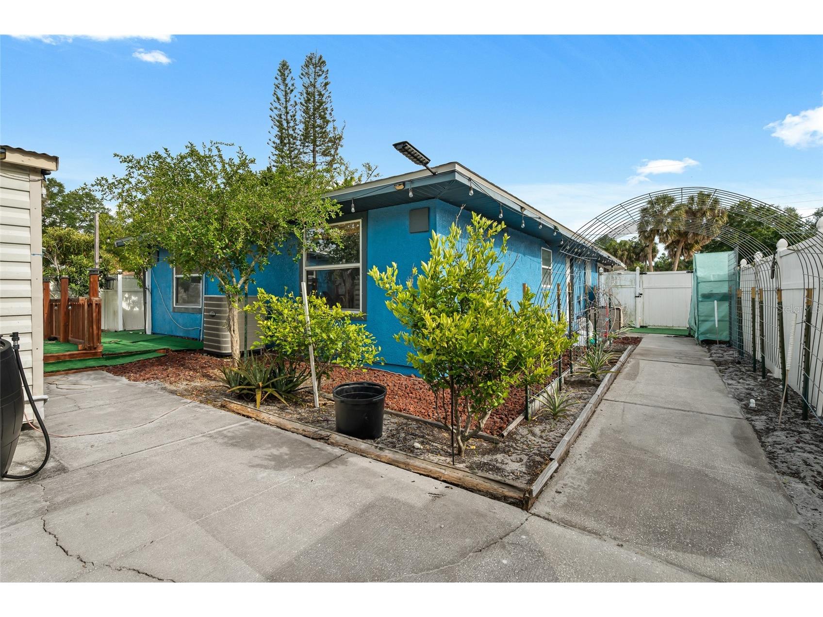 1289 42nd Street Sarasota FL 34234 A4691601 image35