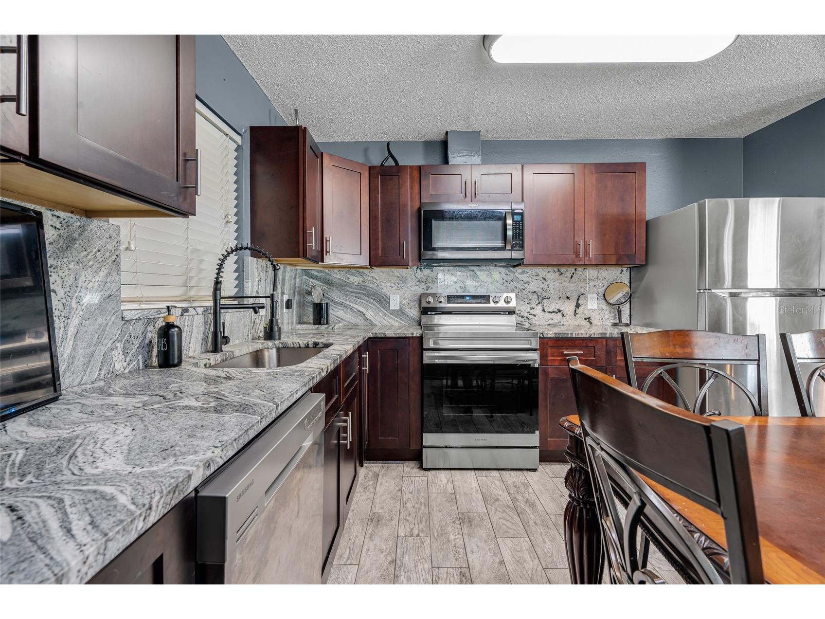 1289 42nd Street Sarasota FL 34234 A4691601 image43