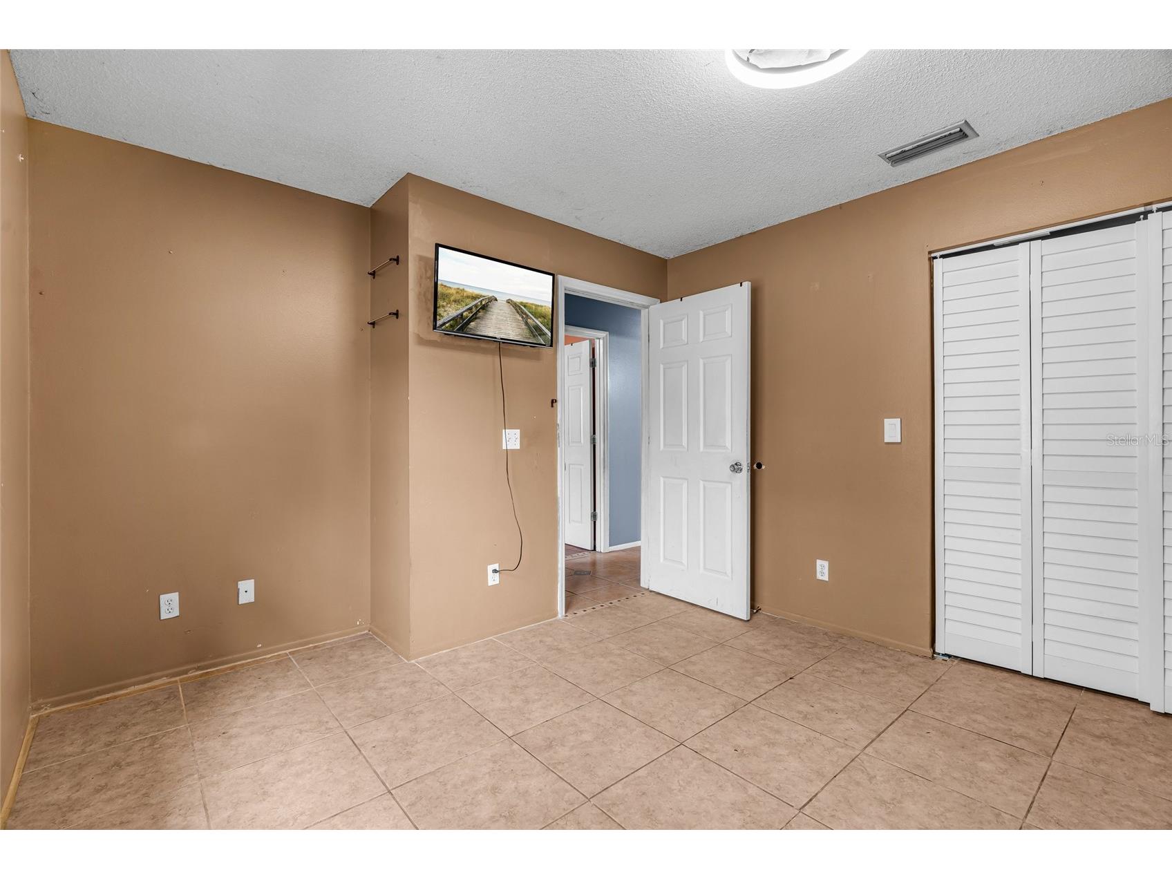 1289 42nd Street Sarasota FL 34234 A4691601 image49