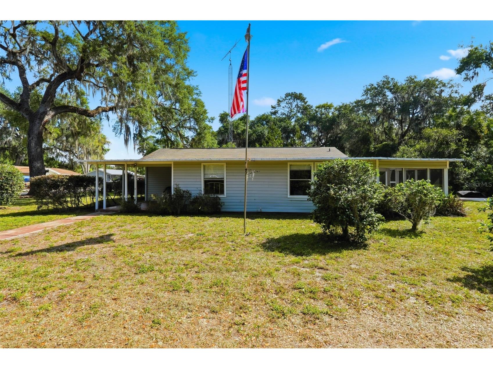 1289 Cr 436 Lake Panasoffkee FL 33538 G5111514 image2
