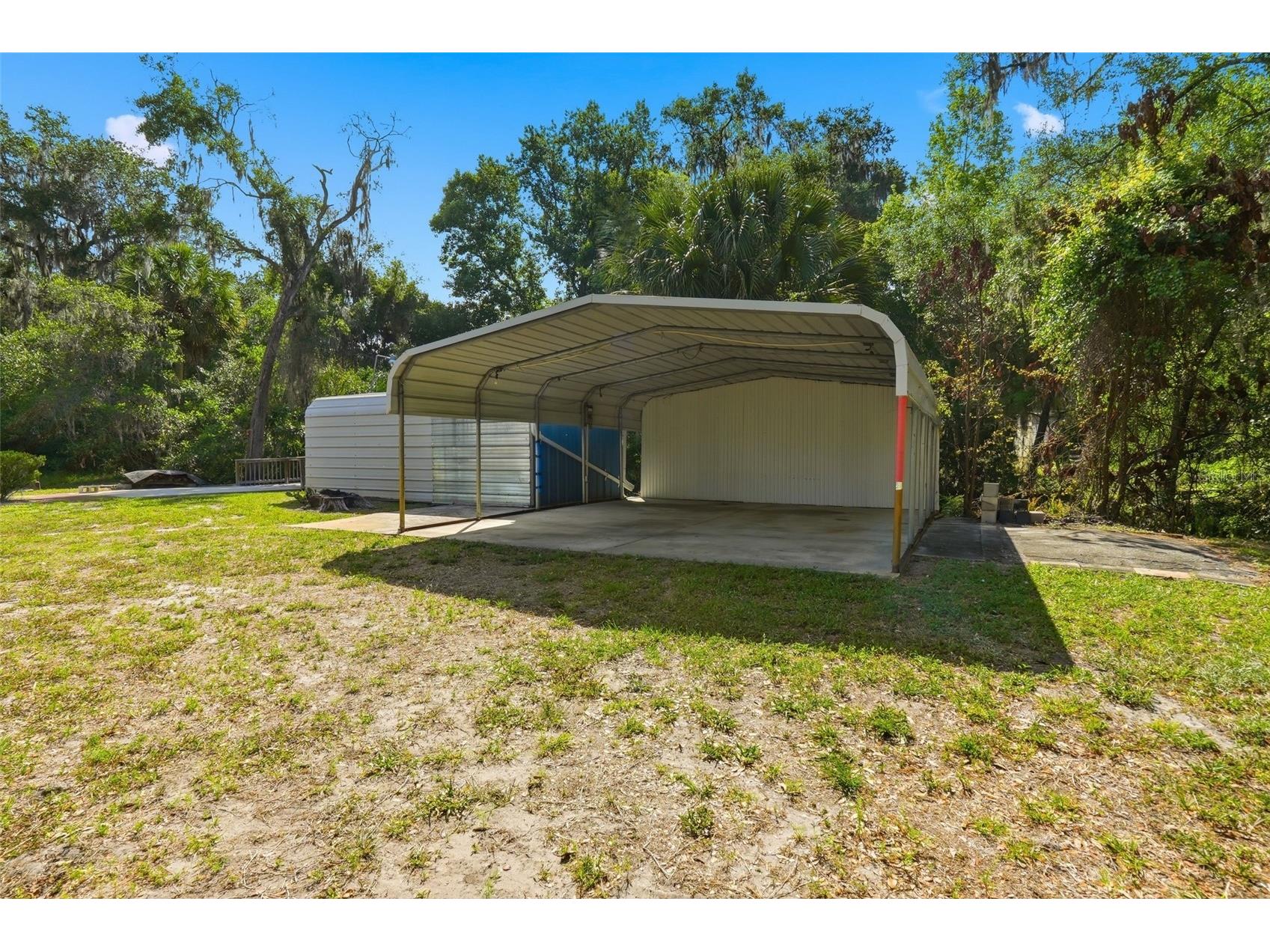 1289 Cr 436 Lake Panasoffkee FL 33538 G5111514 image25
