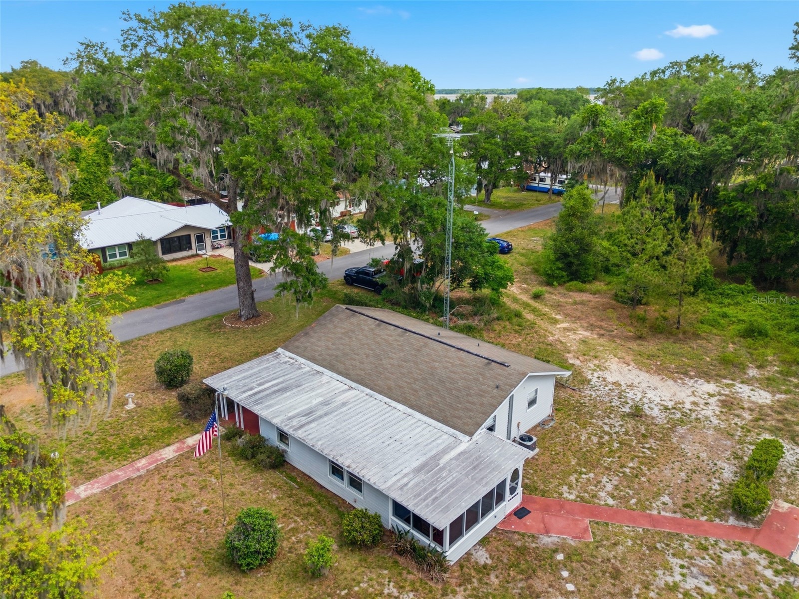 1289 Cr 436 Lake Panasoffkee FL 33538 G5111514 image28