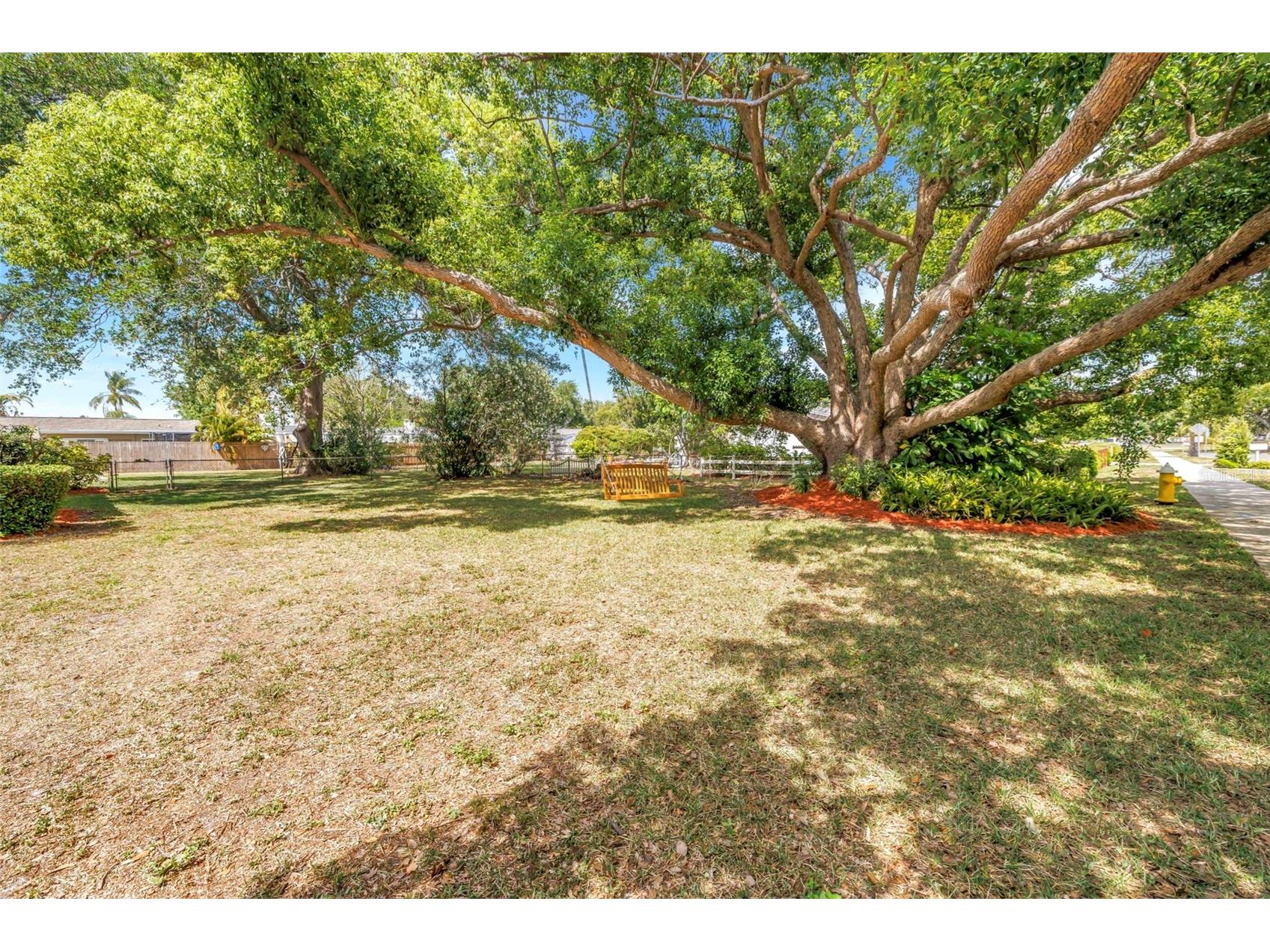 12897 88th Avenue Seminole FL 33776 TB8501530 image64