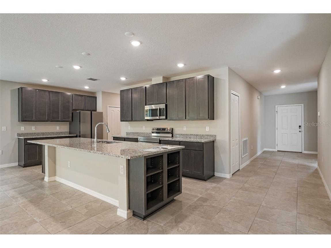 12899 Florida Avenue Astatula FL 34705 O6336870 image22