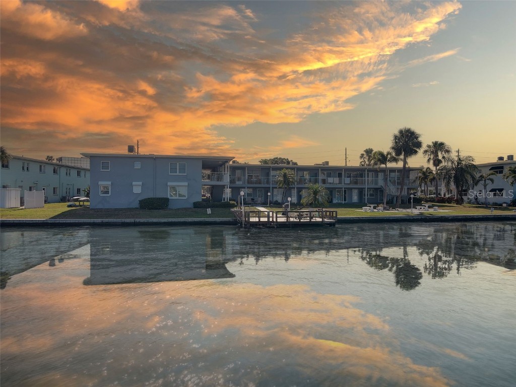 129 104th Avenue #109 Treasure Island FL 33706 - BOCA CIEGA BAY U8244616 image1