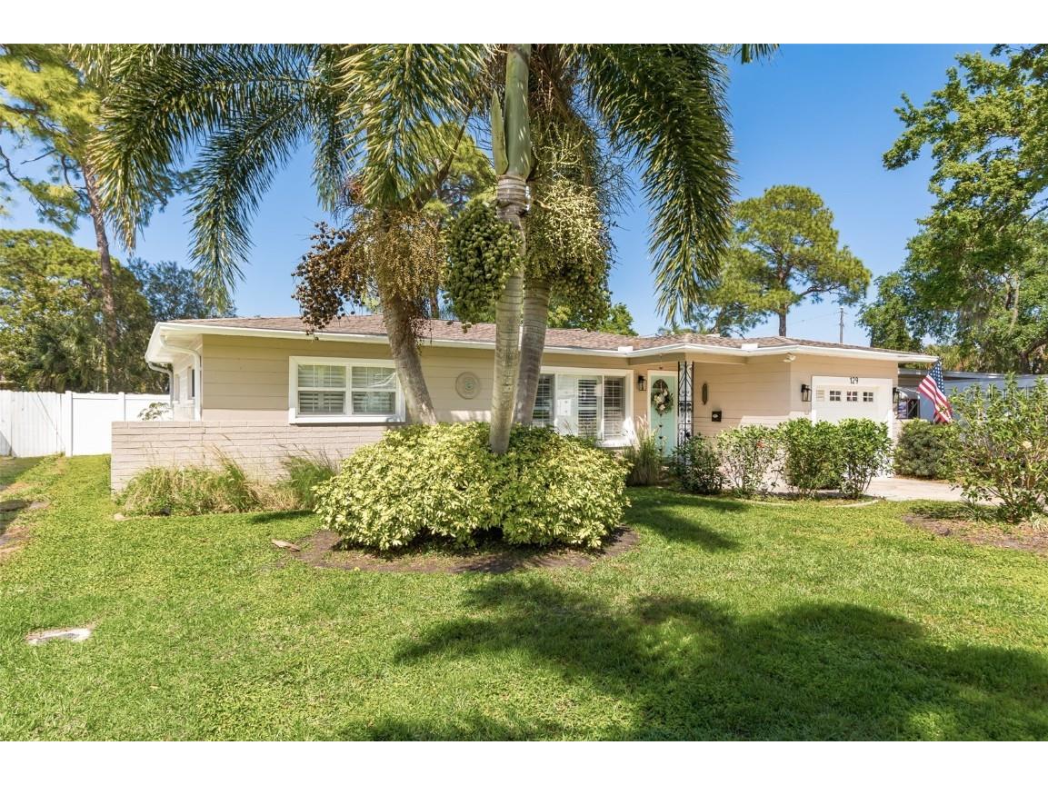 129 89th Avenue NE Saint Petersburg FL 33702 U8194737 image1