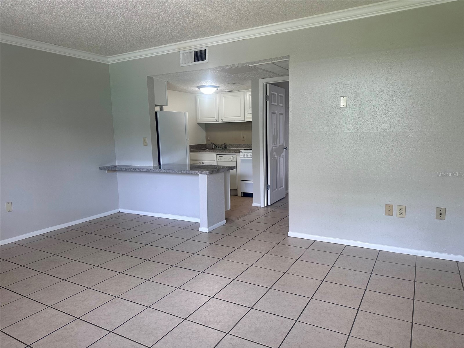129 Blue Point Way #150 Altamonte Springs FL 32701 O6411778 image3