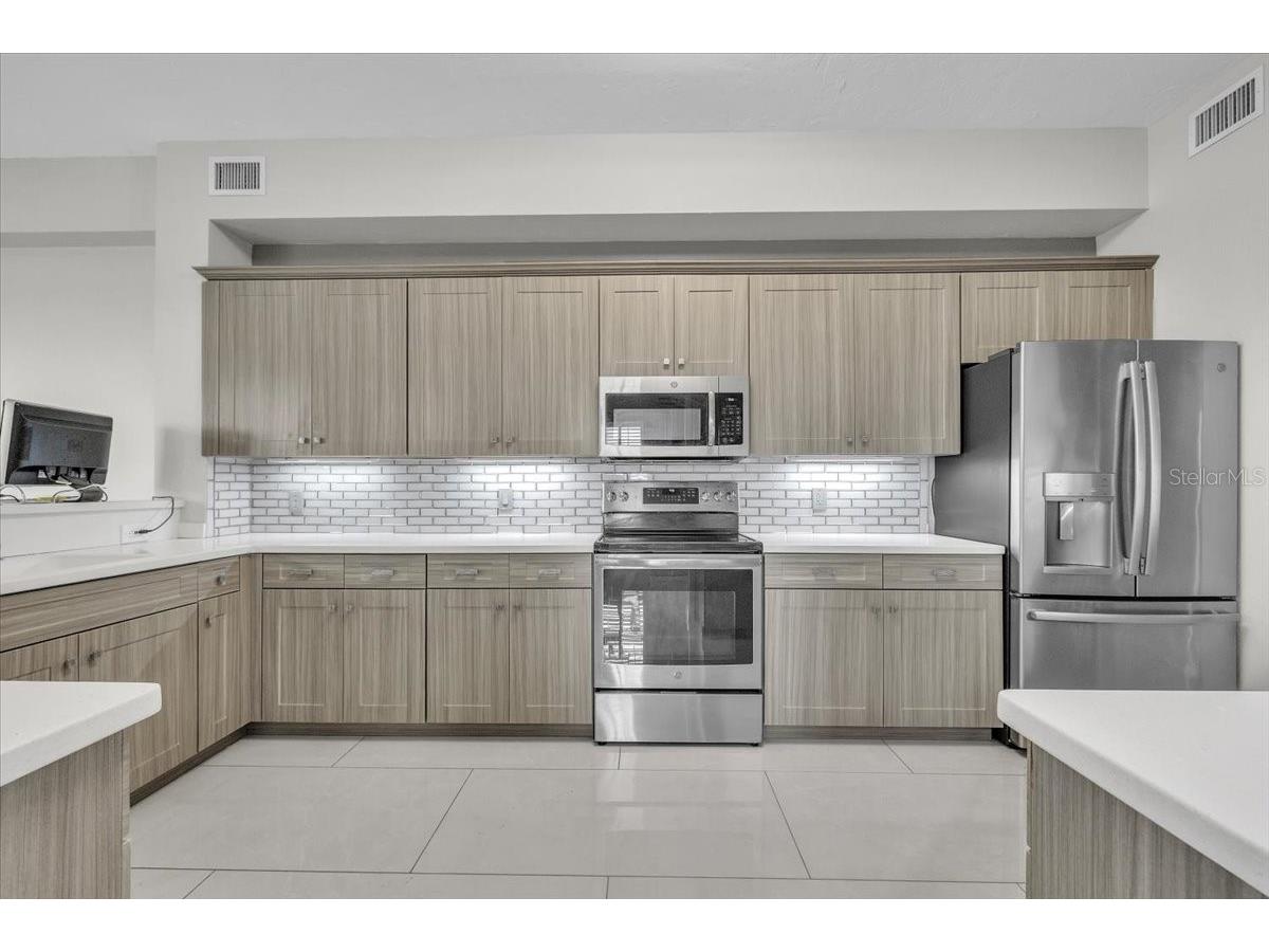 129 Breakers Court #121 Punta Gorda FL 33950 C7520128 image11