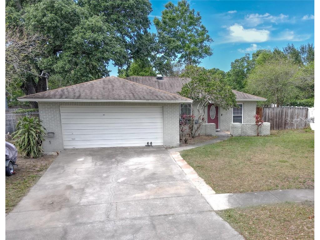 129 Euclid Loop Seffner FL 33584 L4935964 image1