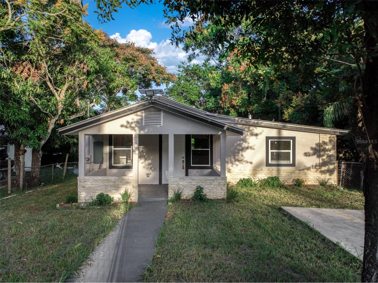 129 Flippen Avenue Avon Park FL 33825 P4936038 image1