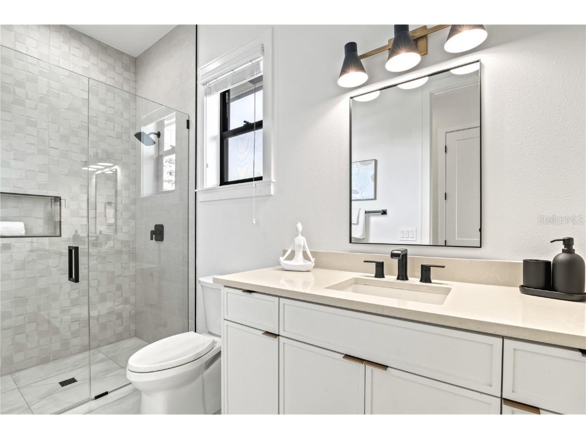 129 Mckinley Drive Sarasota FL 34236 A4634029 image24