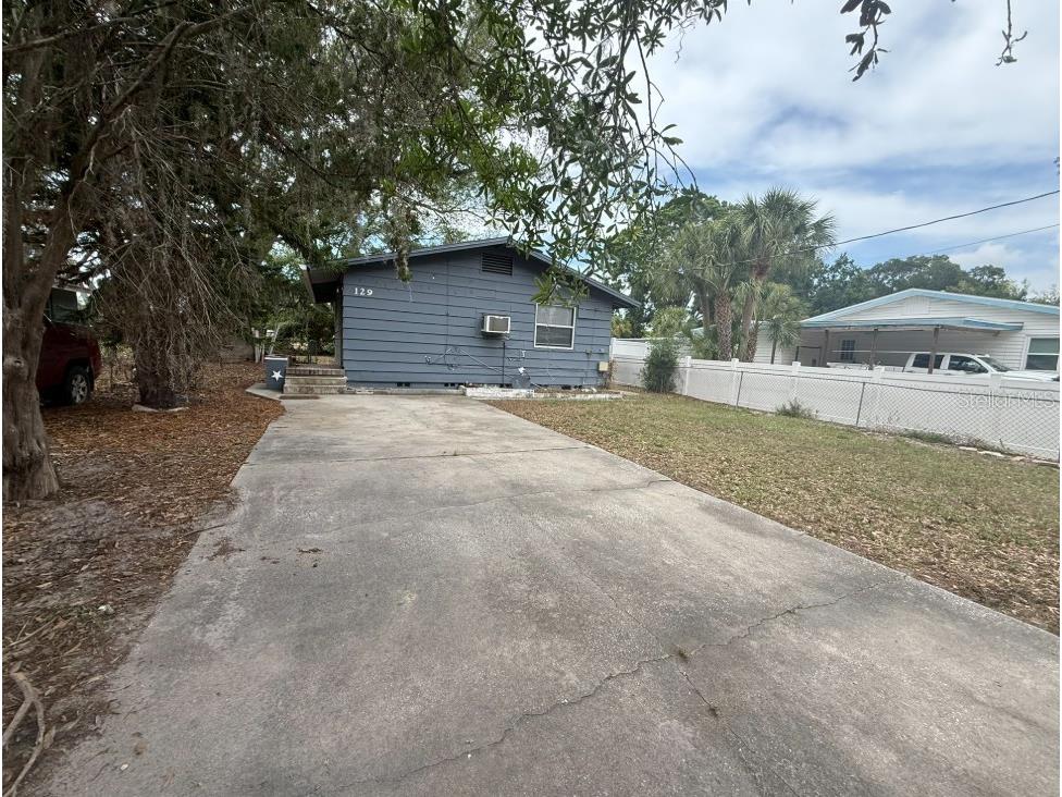 129 N Pompano Avenue Sarasota FL 34237 A4689043 image1