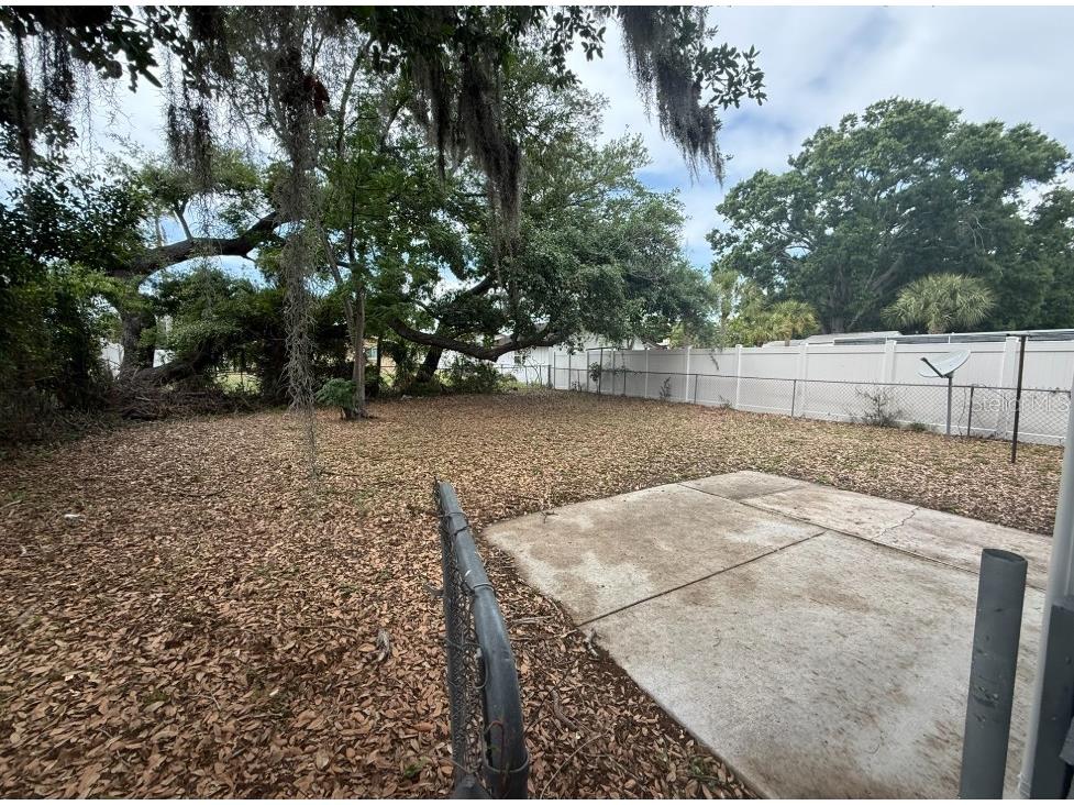 129 N Pompano Avenue Sarasota FL 34237 A4689043 image3