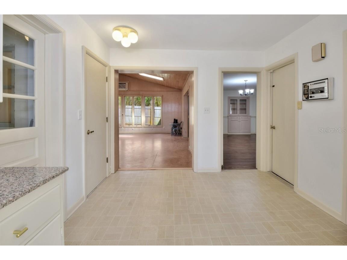 129 S Brooks Avenue Deland FL 32720 V4946299 image26