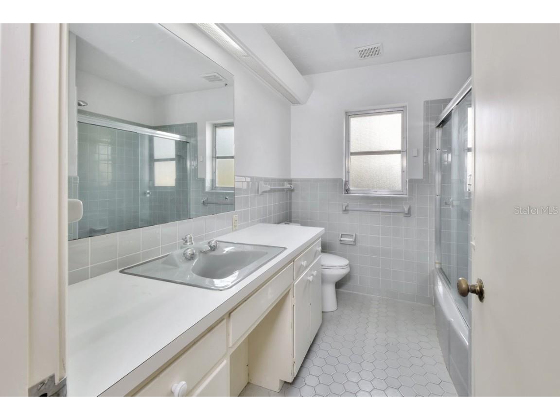 129 S Brooks Avenue Deland FL 32720 V4946299 image32