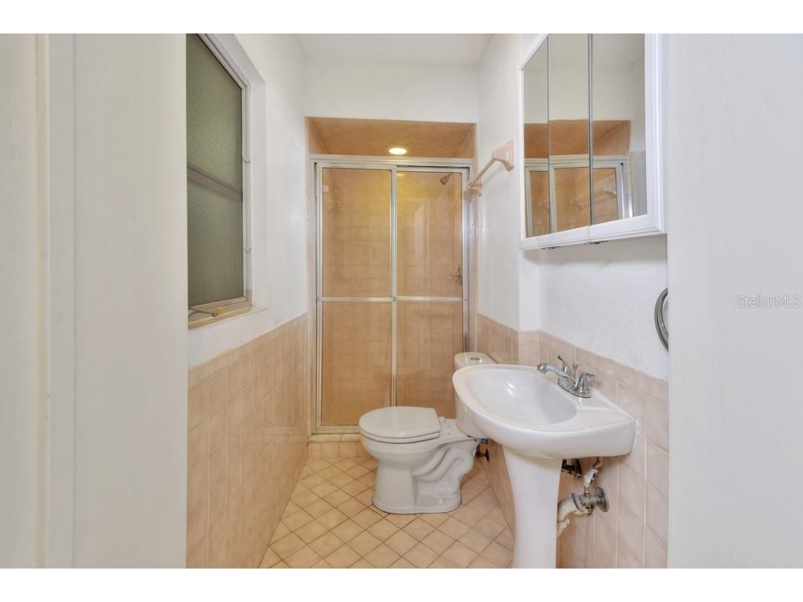 129 S Brooks Avenue Deland FL 32720 V4946299 image35