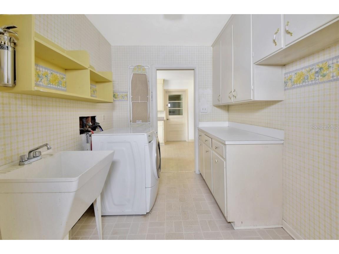 129 S Brooks Avenue Deland FL 32720 V4946299 image36