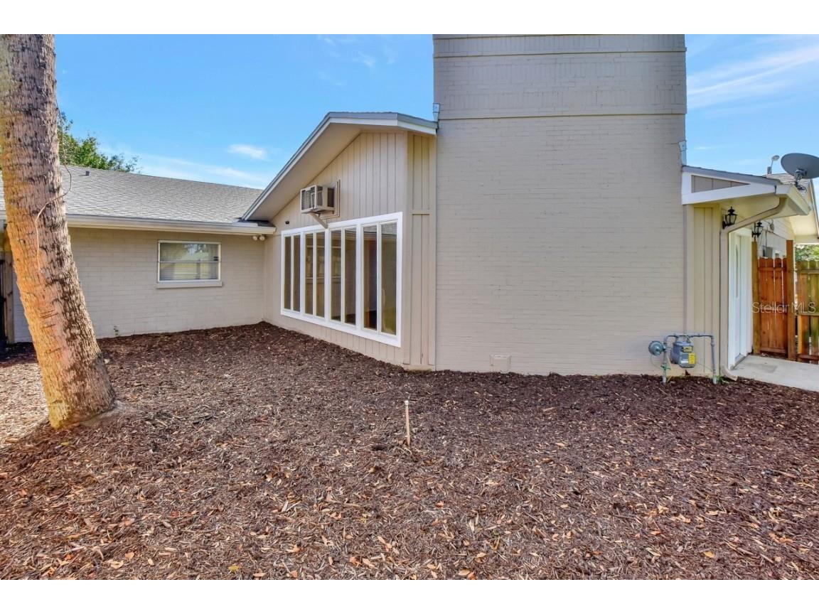 129 S Brooks Avenue Deland FL 32720 V4946299 image44