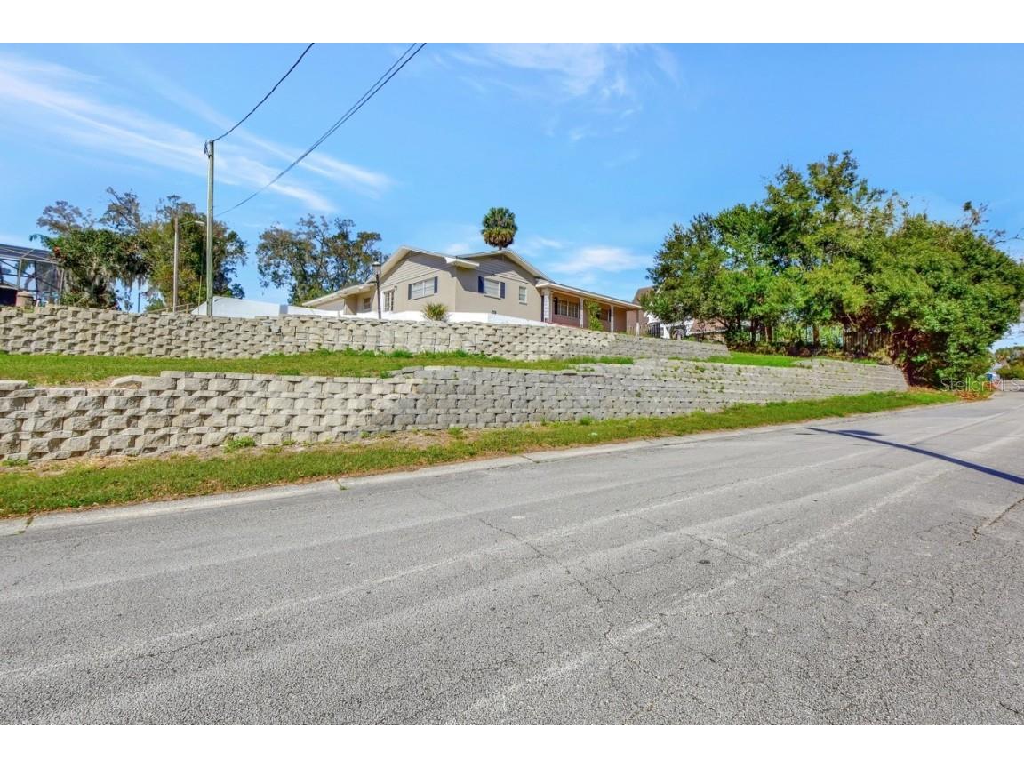 129 S Brooks Avenue Deland FL 32720 V4946299 image45