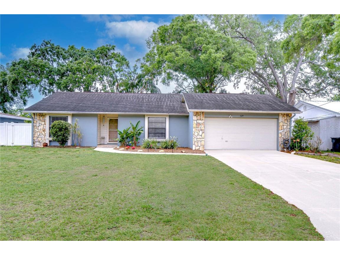 129 Siobhan Avenue Tampa FL 33613 TB8372160 image1