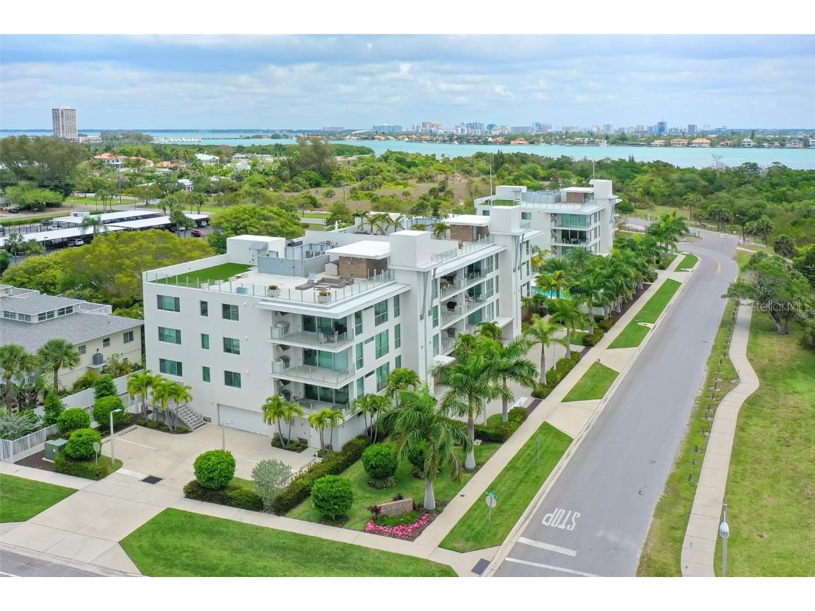 129 Taft Drive #W102 Sarasota FL 34236 A4643055 image2