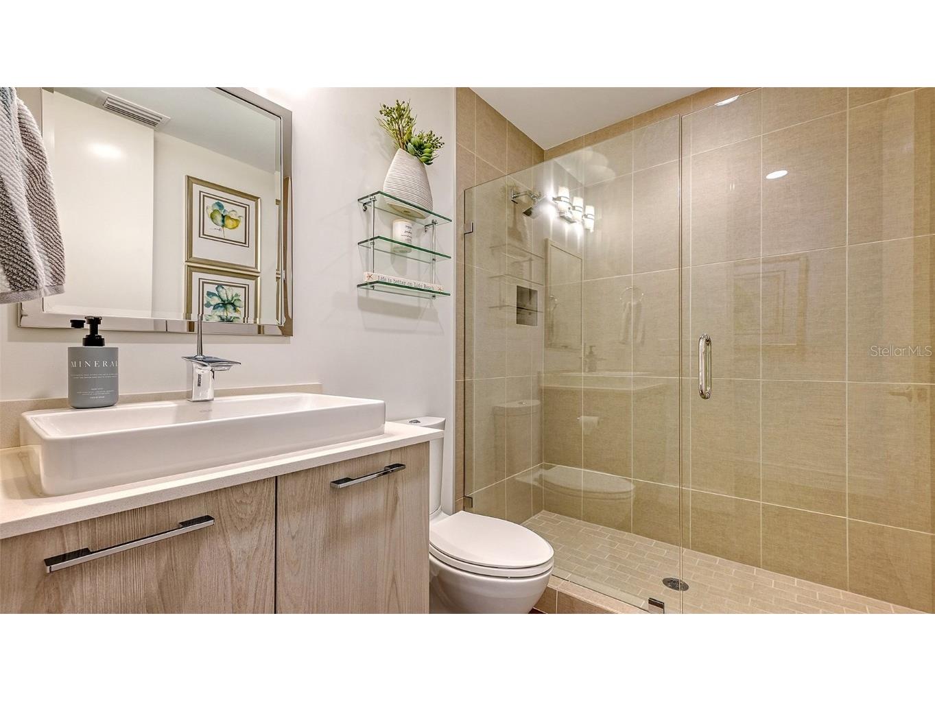 129 Taft Drive #W102 Sarasota FL 34236 A4643055 image31