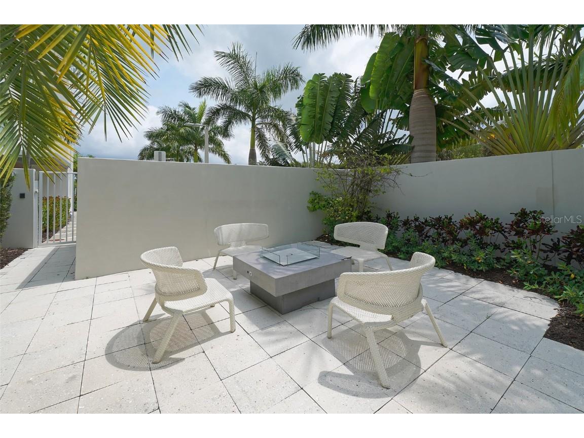 129 Taft Drive #W102 Sarasota FL 34236 A4643055 image40