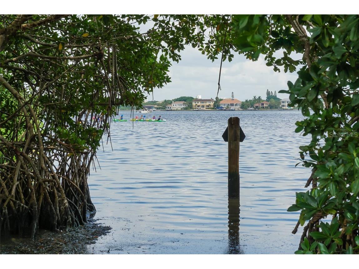 129 Taft Drive #W102 Sarasota FL 34236 A4643055 image44