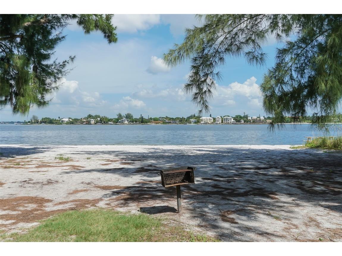 129 Taft Drive #W102 Sarasota FL 34236 A4643055 image48