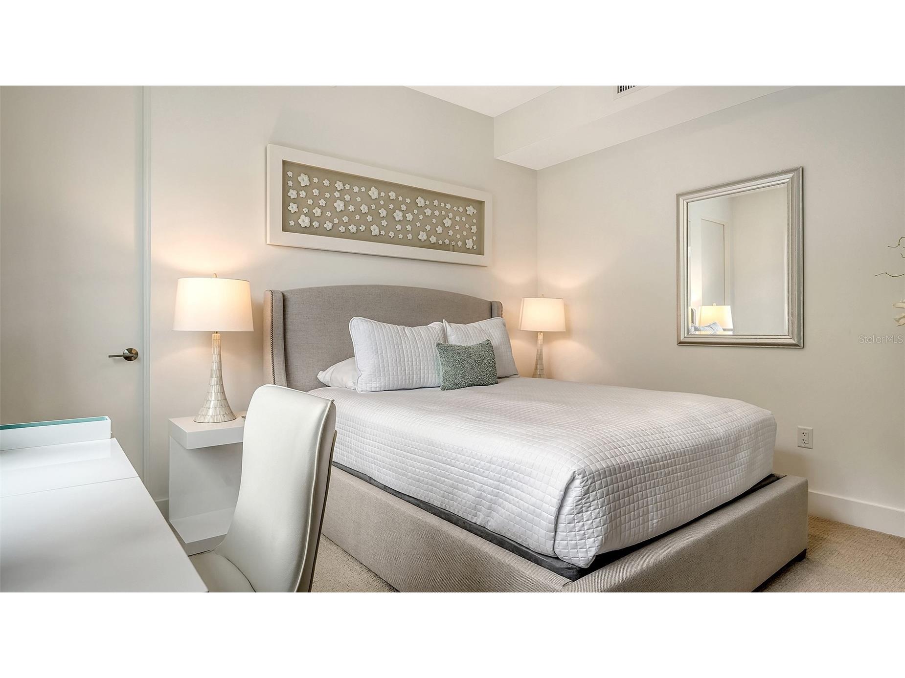 129 Taft Drive #W102 Sarasota FL 34236 A4684418 image32