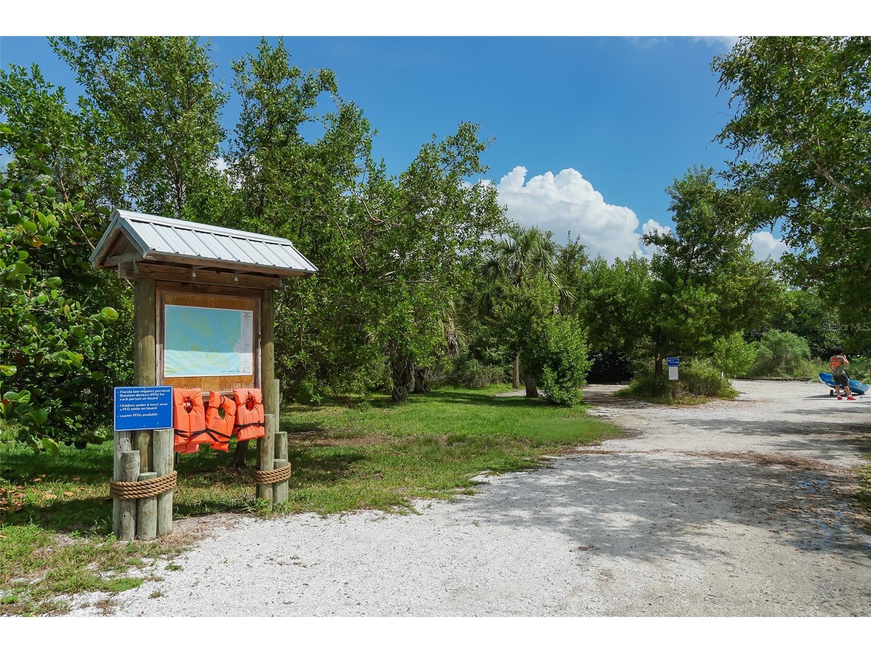 129 Taft Drive #W102 Sarasota FL 34236 A4684418 image42