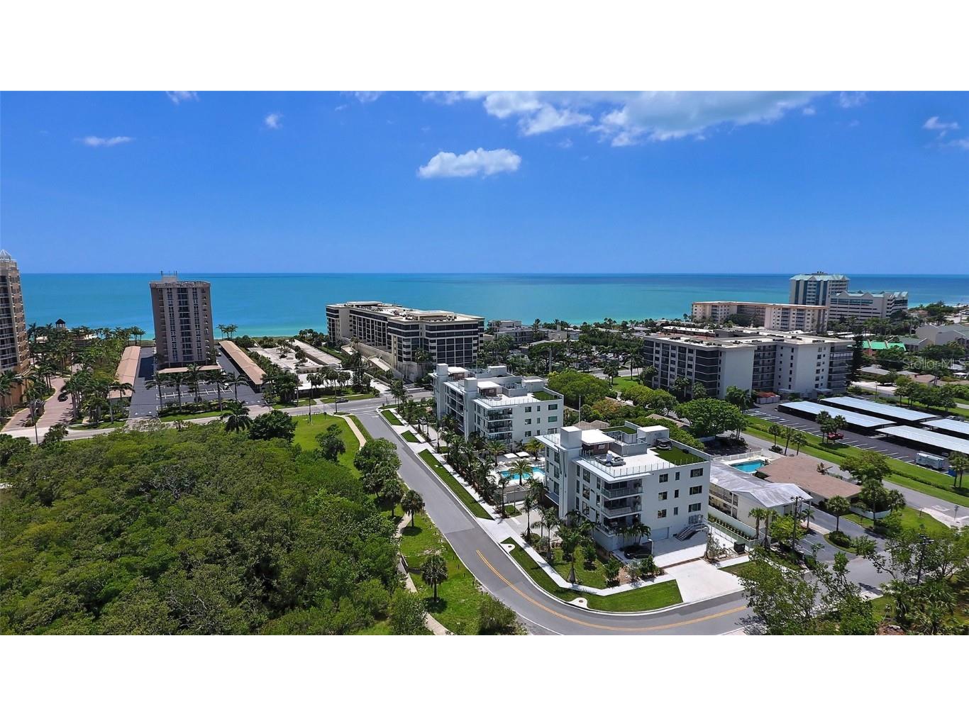 129 Taft Drive #W201 Sarasota FL 34236 - GULF OF MEXICO ACROSS STREET A4558255 image1