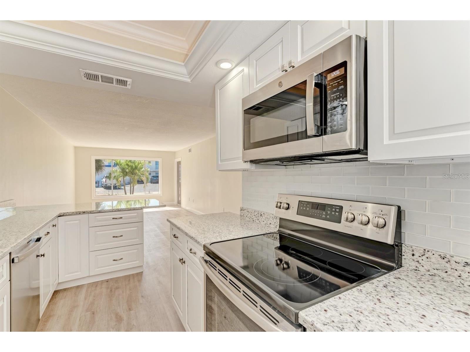129 Tyler Drive #101 Sarasota FL 34236 A4695439 image13
