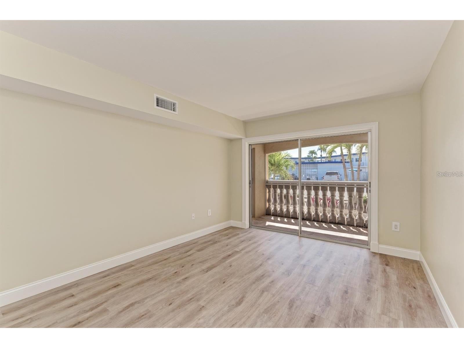 129 Tyler Drive #101 Sarasota FL 34236 A4695729 image18