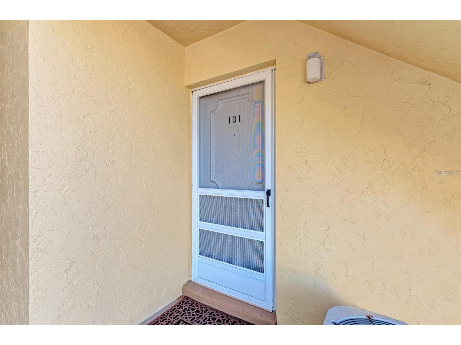 129 Tyler Drive #101 Sarasota FL 34236 A4695729 image2