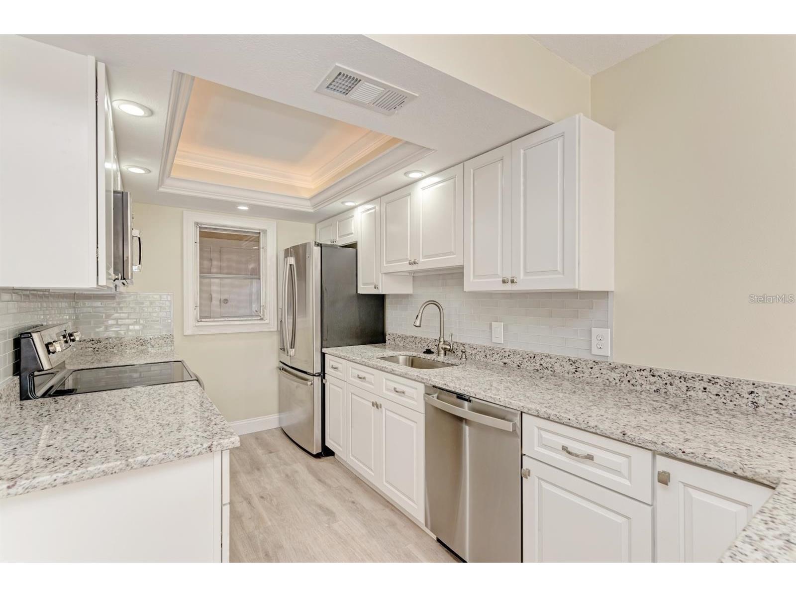 129 Tyler Drive #101 Sarasota FL 34236 A4695729 image8