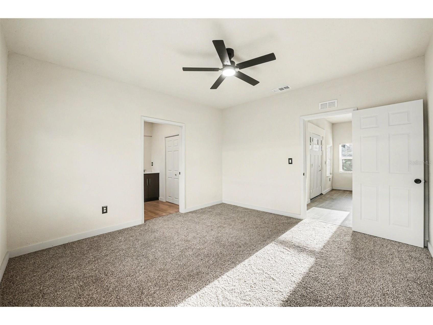 129 W Park Avenue Lake Wales FL 33853 TB8470923 image16