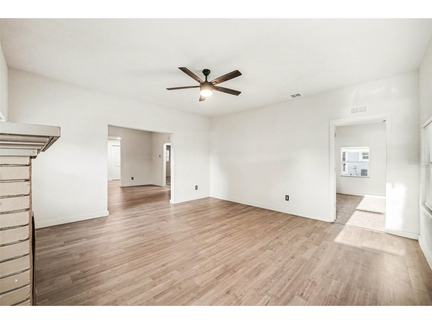 129 W Park Avenue Lake Wales FL 33853 TB8470923 image6