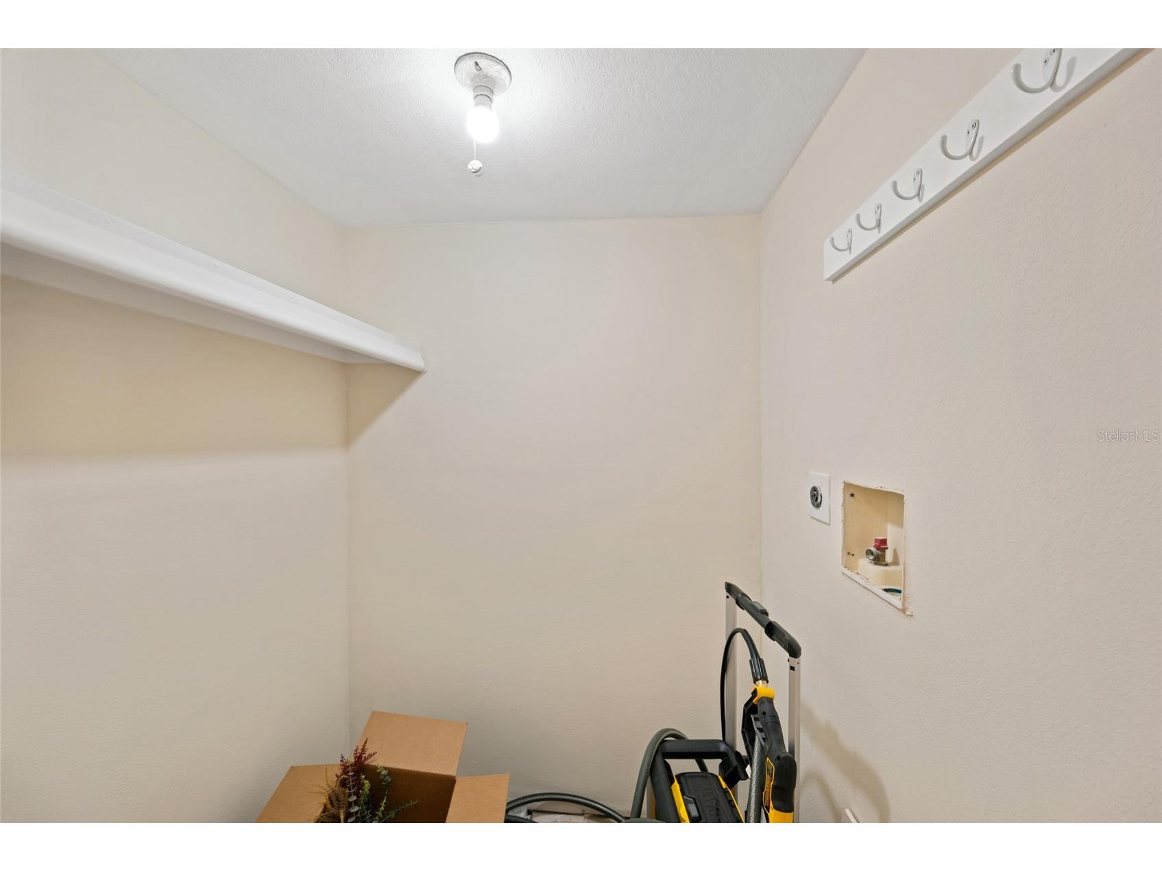 1290 83rd Avenue N #B Saint Petersburg FL 33702 TB8467977 image16