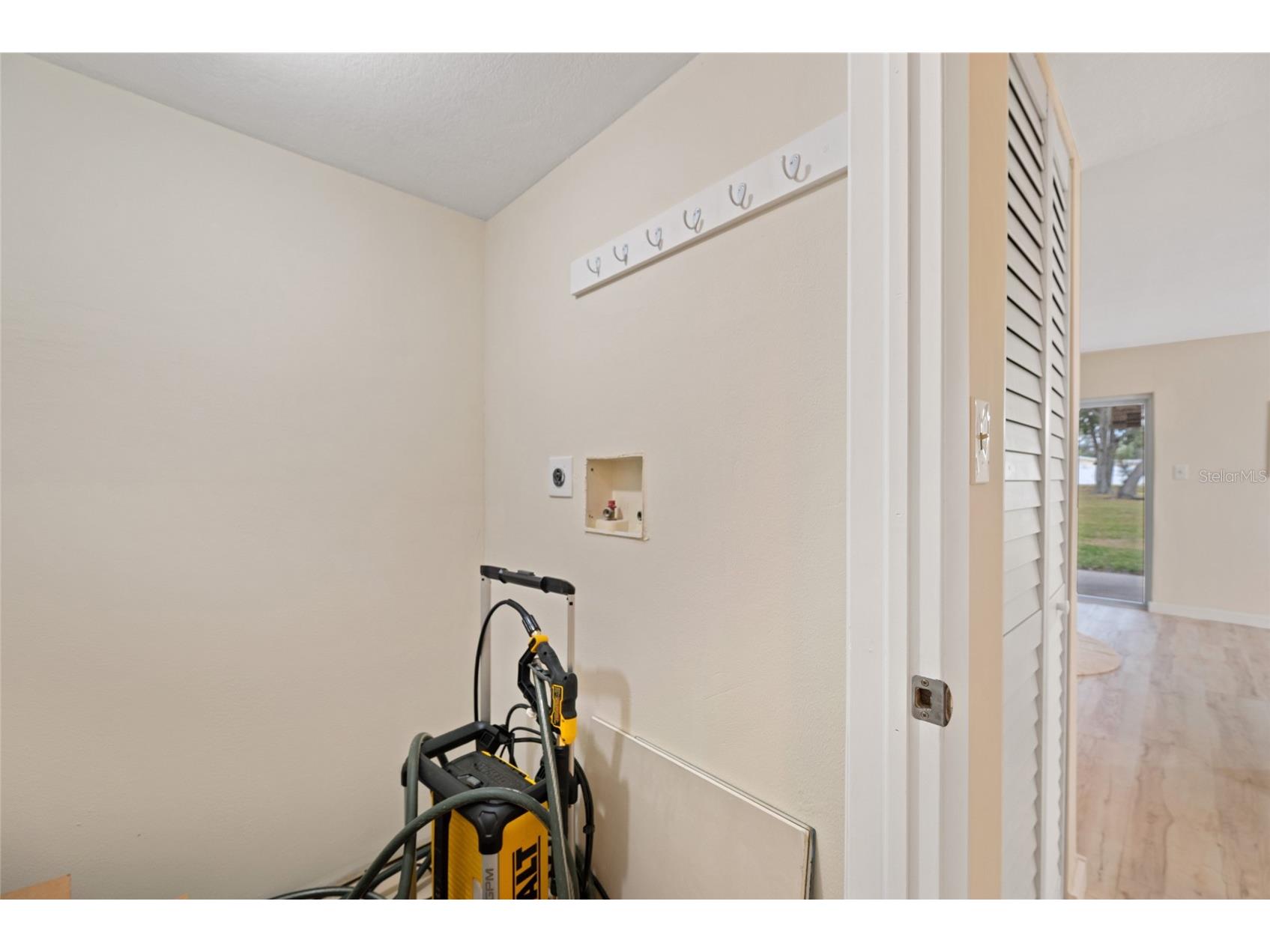 1290 83rd Avenue N #B Saint Petersburg FL 33702 TB8467977 image17