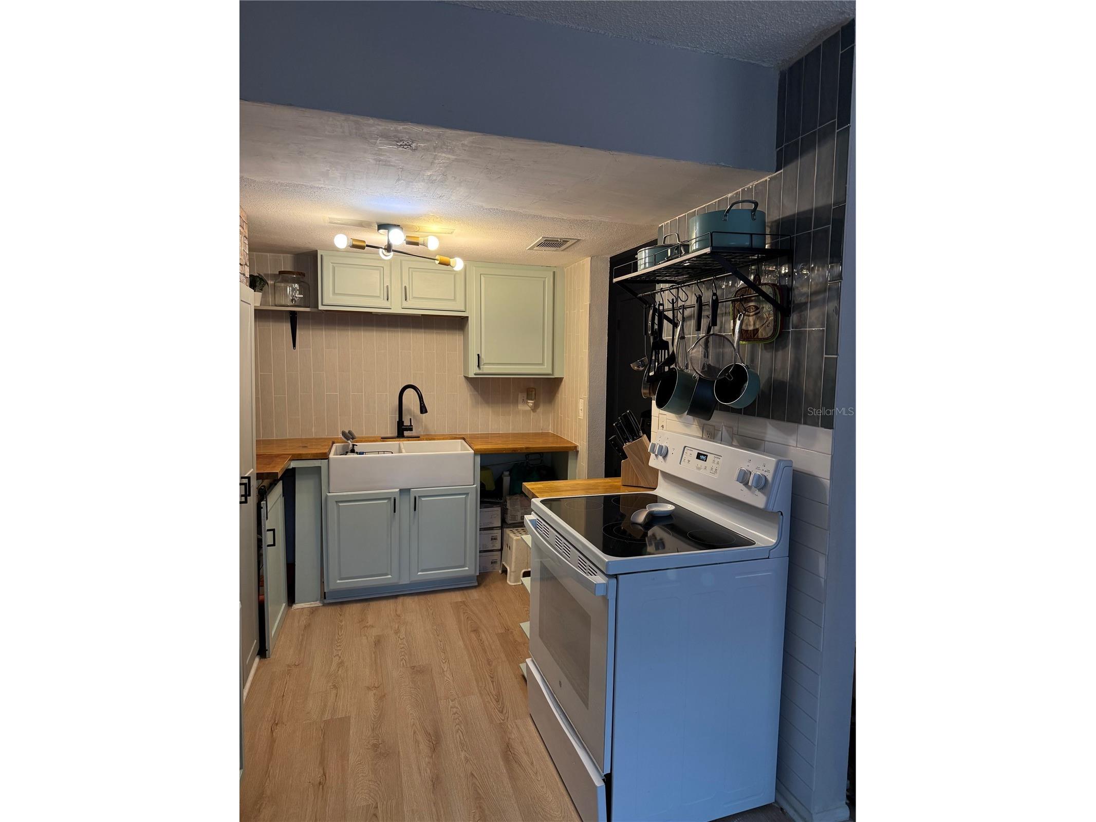 1290 83rd Avenue N #D Saint Petersburg FL 33702 TB8459954 image14