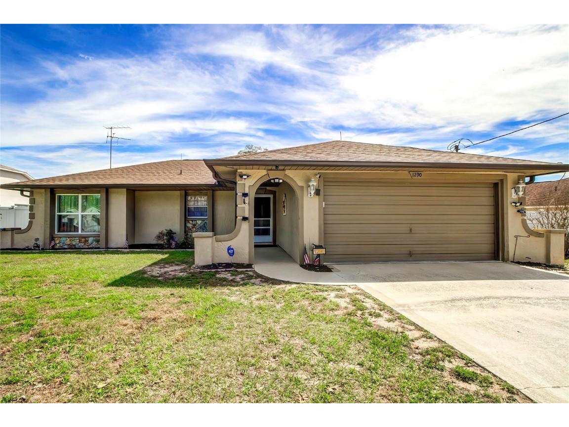 1290 Gatewood Avenue Spring Hill FL 34608 W7862837 image1