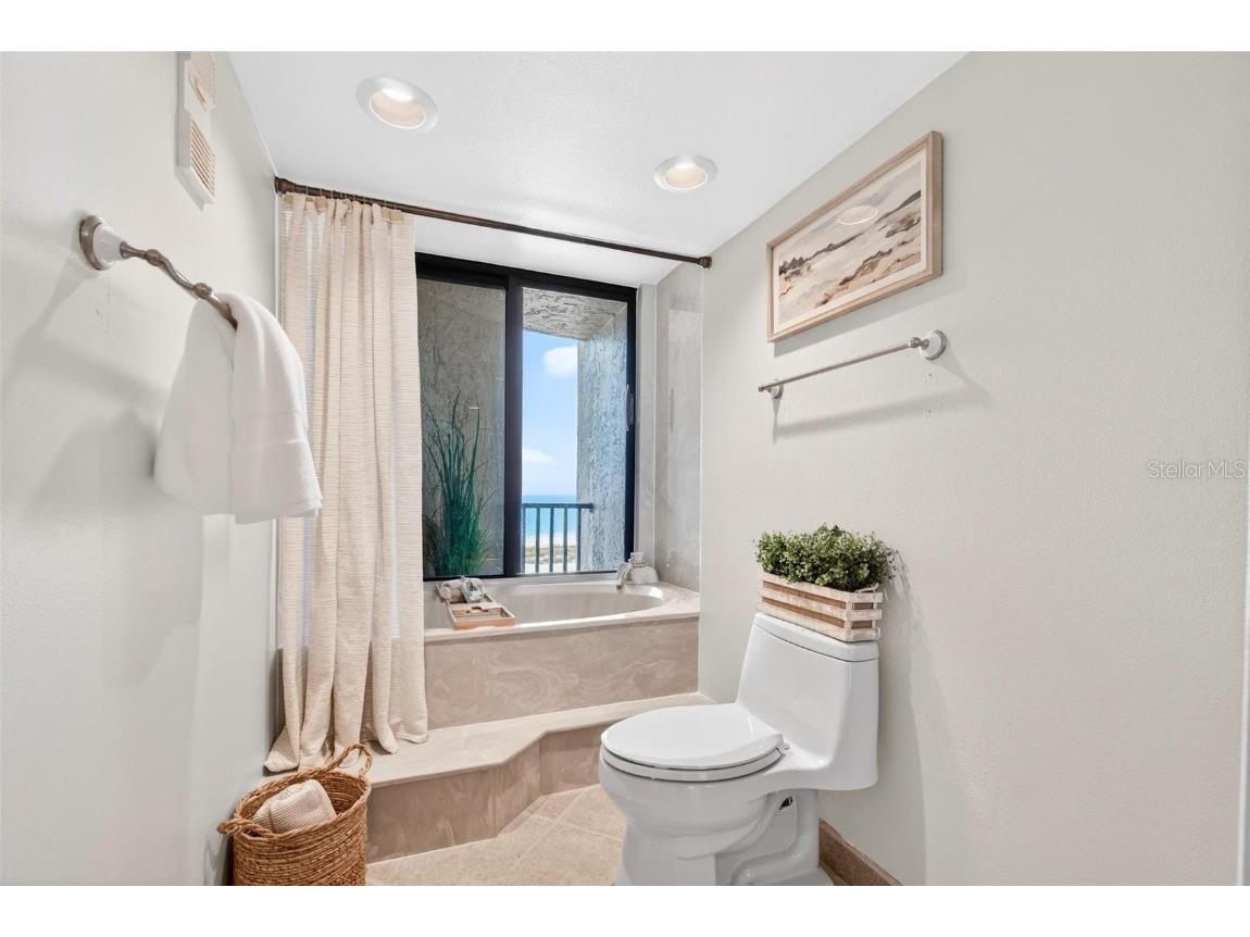 1290 Gulf Blvd #702 Clearwater Beach FL 33767 TB8395834 image22